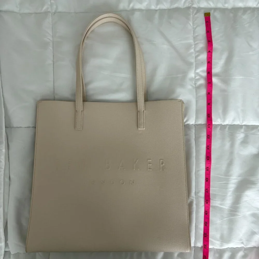 Ted Baker London The ICON Beige Medium Tote Luxury Commuter Chic Quiet Luxury